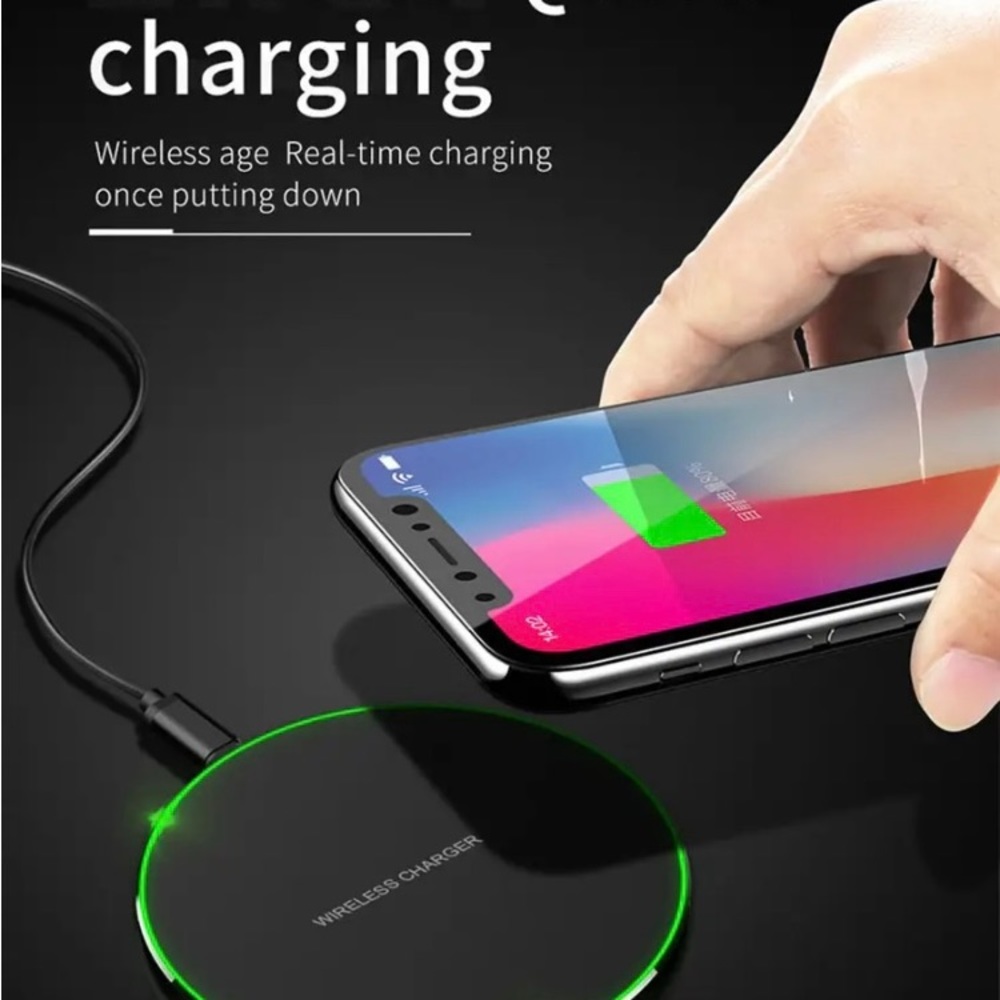 Fast Charger- Charger Pad Stand for IPhones And Androids